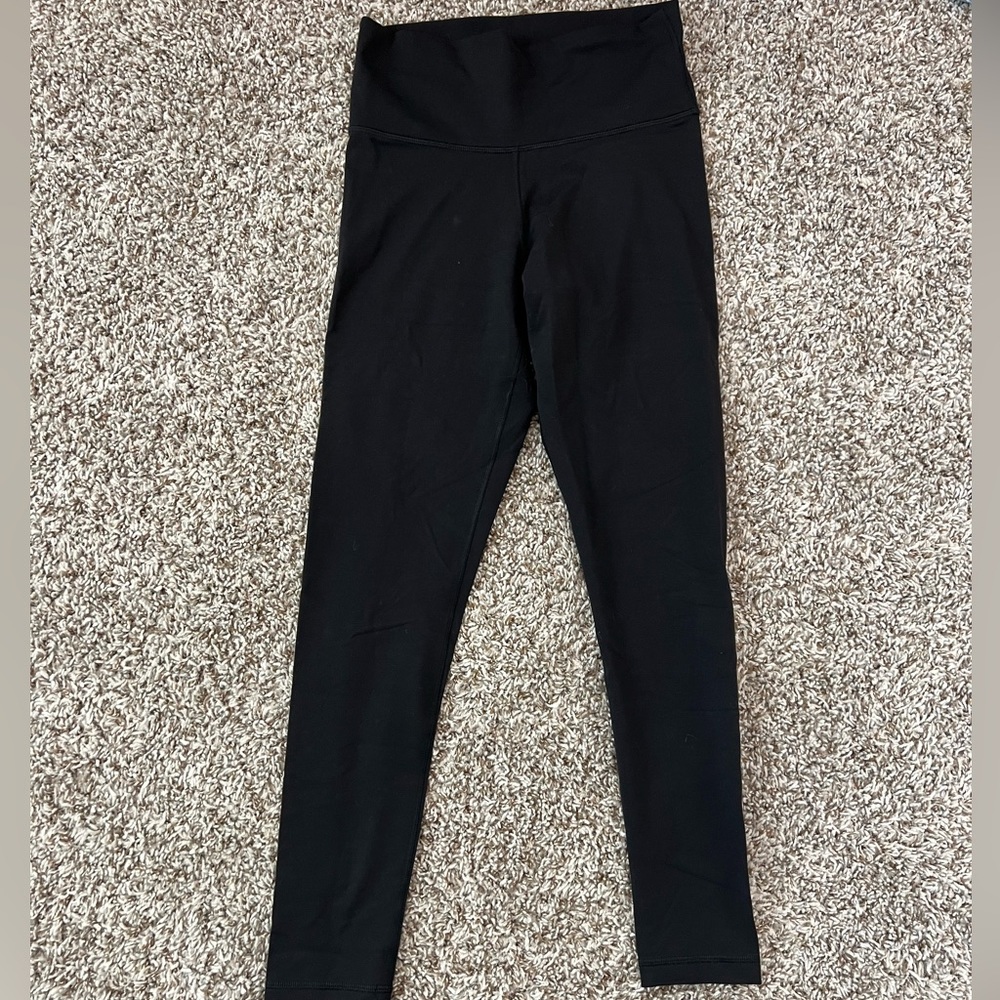 Aritzia TNA Blacks Medium Leggings